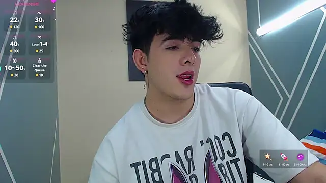 Snapshot of nolan_twink1 chatting on January 18, 2025, 5:37 pm nolan twink1 online show from January 18, 2025, 5:37 pm