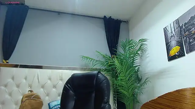 Snapshot of nolan_twink1 chatting on September 30, 2025, 5:51 pm nolan twink1 online show from September 30, 2025, 5:51 pm