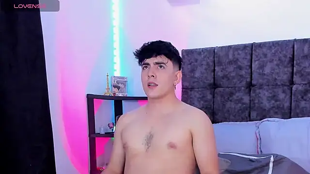 nolan twink1 online show from April 29, 2026, 7:20 pm