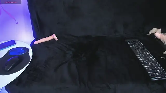 ladylians online show from January 9, 2025, 10:31 pm