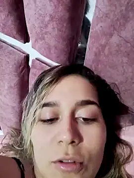 LaurenWelly  online show from February 15, 2025, 11:36 pm