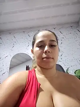 LaurenWelly  online show from September 23, 2025, 2:47 am