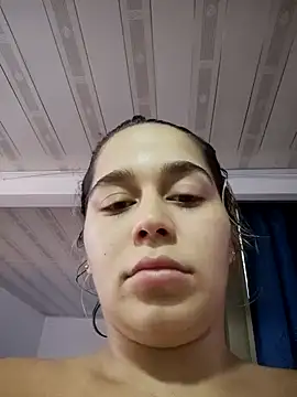 LaurenWelly  online show from April 30, 2026, 10:47 pm