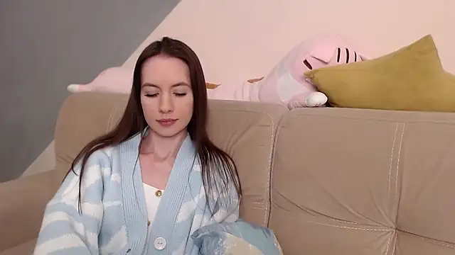 Snapshot of AmbrielHailey chatting on February 2, 2025, 10:17 pm AmbrielHailey online show from February 2, 2025, 10:17 pm