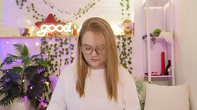 MonicaAsis online show from February 19, 2026, 6:15 pm