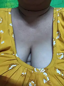 Snapshot of Rinki_Guptaa chatting on March 3, 2025, 7:17 pm Rinki Guptaa online show from March 3, 2025, 7:17 pm