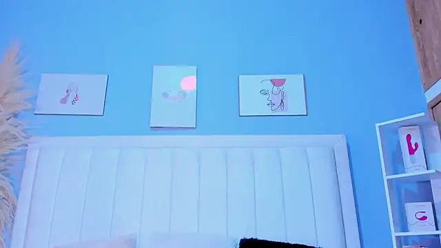 Snapshot of Paula-Brown1 chatting on February 24, 2025, 7:41 pm Paula-Brown1 online show from February 24, 2025, 7:41 pm