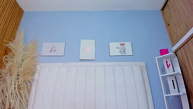 Snapshot of Paula-Brown1 chatting on September 25, 2025, 6:55 pm Paula-Brown1 online show from September 25, 2025, 6:55 pm