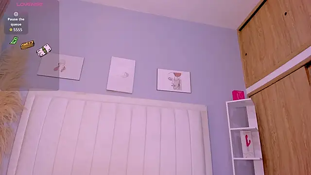 Snapshot of Paula-Brown1 chatting on October 9, 2025, 7:12 pm Paula-Brown1 online show from October 9, 2025, 7:12 pm