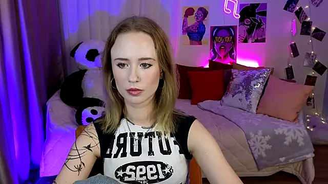 SashaBrooks online show from September 12, 2025, 6:08 pm