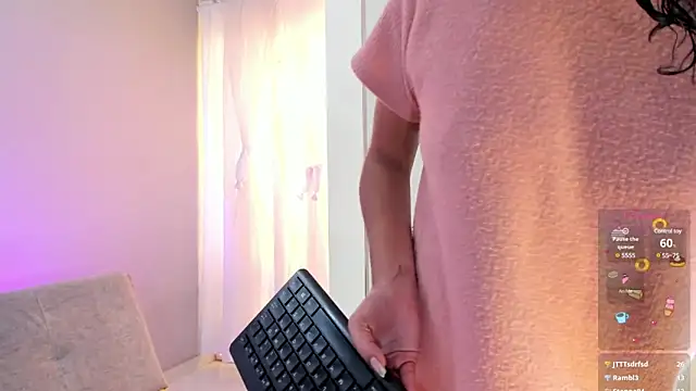 candyy bella online show from January 7, 2025, 10:19 pm