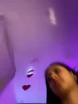 maddy bronw  online show from February 8, 2025, 2:26 am