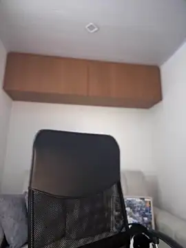 maddy bronw  online show from March 12, 2025, 9:24 pm