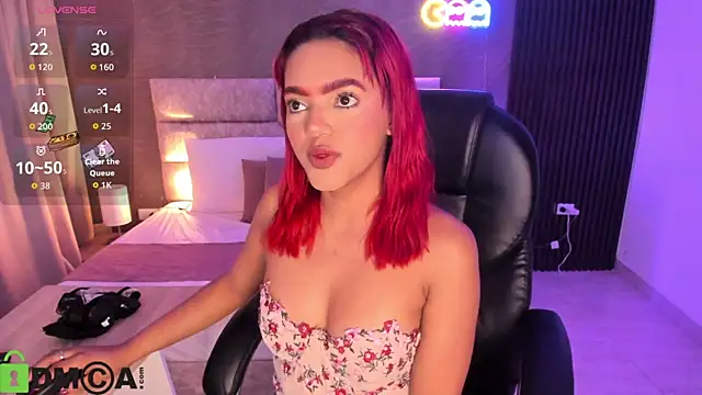 Snapshot of Cristal__adams chatting on October 6, 2025, 12:35 pm Cristal adams online show from October 6, 2025, 12:35 pm