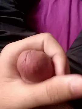 Snapshot of Bass12342a chatting on January 18, 2026, 7:01 am Bass12342a online show from January 18, 2026, 7:01 am