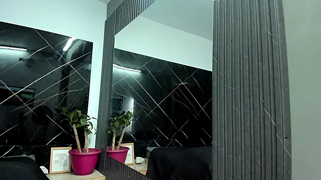 ronnie 7777 online show from March 15, 2025, 11:50 pm