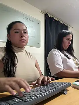 Snapshot of Catherine_summer1 chatting on January 31, 2025, 2:58 am Catherine summer1 online show from January 31, 2025, 2:58 am