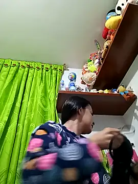 Snapshot of Samantha_Sullivan_ chatting on December 12, 2024, 2:48 am Samantha Sullivan online show from December 12, 2024, 2:48 am