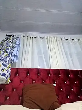 Snapshot of Samantha_Sullivan_ chatting on February 28, 2025, 3:15 am Samantha Sullivan online show from February 28, 2025, 3:15 am