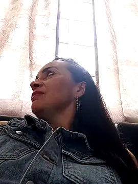 Snapshot of Samantha_Sullivan_ chatting on November 30, 2025, 4:00 pm Samantha Sullivan online show from November 30, 2025, 4:00 pm