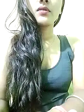 MISSQUEEN48 online show from January 5, 2025, 5:09 pm