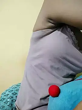 MISSQUEEN48 online show from September 12, 2025, 5:07 am