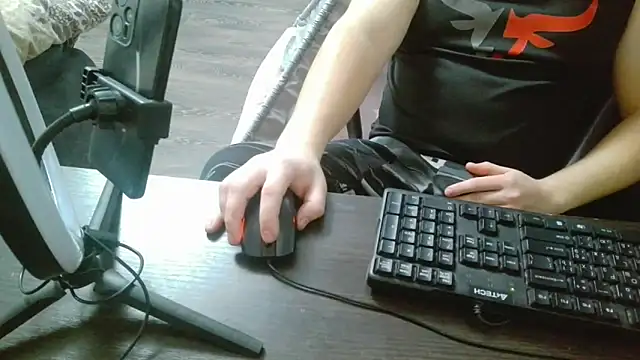 Snapshot of gamblingbum chatting on March 6, 2026, 3:19 pm gamblingbum online show from March 6, 2026, 3:19 pm