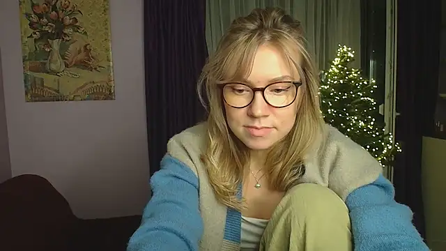 TaylorBre online show from December 25, 2024, 8:50 pm