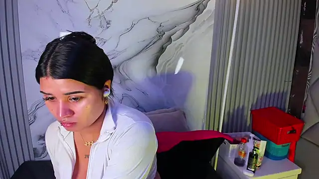 Snapshot of venusowen_ chatting on May 12, 2026, 1:30 pm venusowen online show from May 12, 2026, 1:30 pm