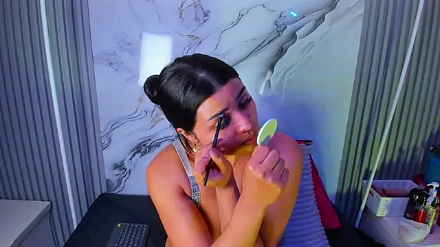 Snapshot of venusowen_ chatting on July 23, 2026, 1:42 pm venusowen online show from July 23, 2026, 1:42 pm