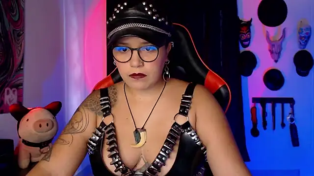 Snapshot of LilithSharon chatting on September 16, 2025, 3:24 pm LilithSharon online show from September 16, 2025, 3:24 pm