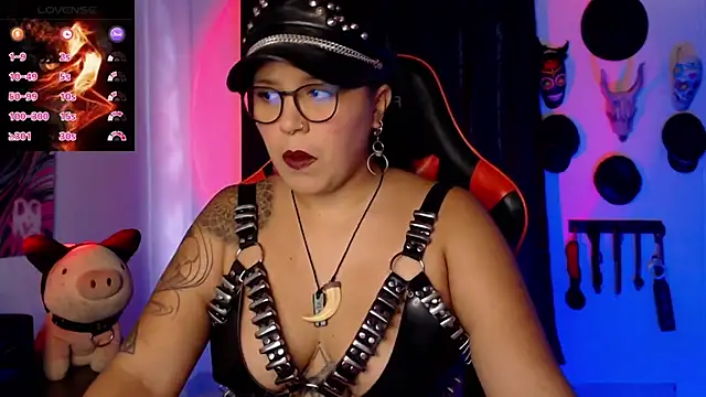 Snapshot of LilithSharon chatting on September 27, 2025, 4:45 pm LilithSharon online show from September 27, 2025, 4:45 pm