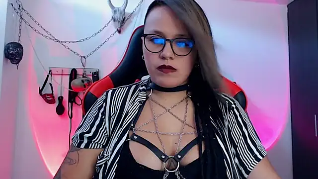 Snapshot of LilithSharon chatting on September 28, 2025, 4:12 pm LilithSharon online show from September 28, 2025, 4:12 pm