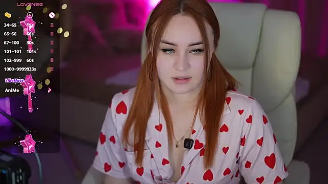 LovelyBell online show from April 22, 2026, 6:27 am