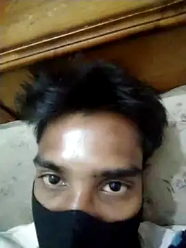 Snapshot of Tomato_boy chatting on December 10, 2024, 7:22 pm Tomato boy online show from December 10, 2024, 7:22 pm