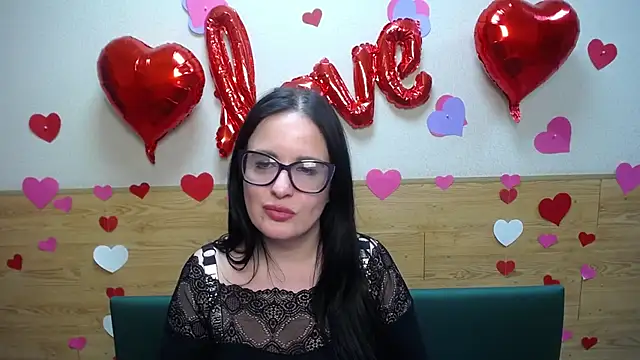 Snapshot of TayaBoret chatting on February 18, 2025, 3:21 am TayaBoret online show from February 18, 2025, 3:21 am