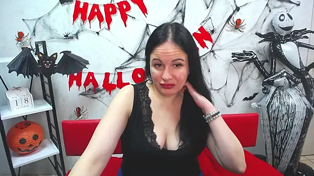 Snapshot of TayaBoret chatting on October 18, 2025, 5:25 pm TayaBoret online show from October 18, 2025, 5:25 pm