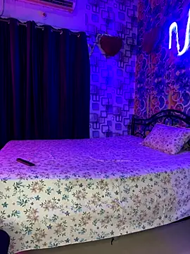 Hot royalbhabhi online show from October 27, 2025, 2:54 pm