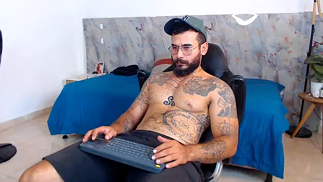 hanz col online show from December 14, 2025, 11:26 am