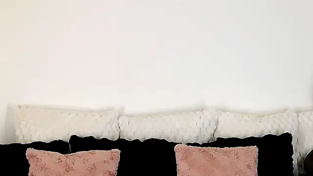 Snapshot of Aly_girl1 chatting on January 16, 2026, 1:15 pm Aly girl1 online show from January 16, 2026, 1:15 pm