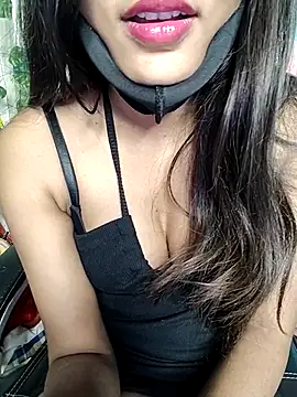 Snapshot of Reena_Singh53 chatting on February 18, 2025, 1:22 pm Reena Singh53 online show from February 18, 2025, 1:22 pm