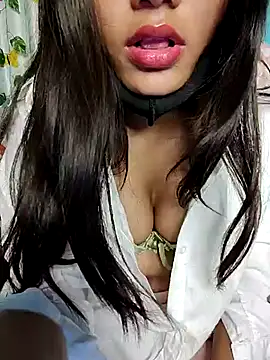 Snapshot of Reena_Singh53 chatting on February 23, 2025, 5:12 am Reena Singh53 online show from February 23, 2025, 5:12 am