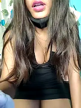 Snapshot of Reena_Singh53 chatting on March 17, 2025, 5:27 pm Reena Singh53 online show from March 17, 2025, 5:27 pm