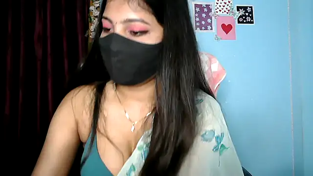 Snapshot of Reena_Singh53 chatting on September 15, 2025, 1:11 pm Reena Singh53 online show from September 15, 2025, 1:11 pm