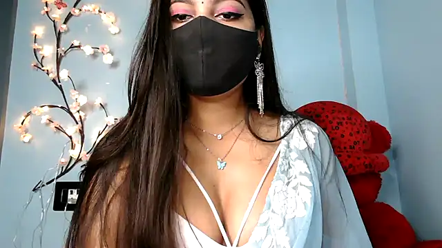 Snapshot of Reena_Singh53 chatting on September 18, 2025, 11:12 am Reena Singh53 online show from September 18, 2025, 11:12 am