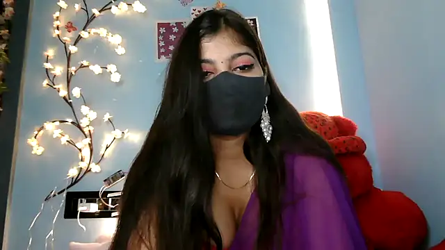 Snapshot of Reena_Singh53 chatting on September 26, 2025, 2:32 pm Reena Singh53 online show from September 26, 2025, 2:32 pm