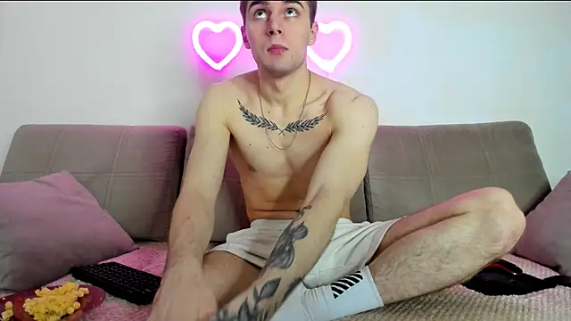 Ian Connery online show from February 11, 2025, 9:03 pm