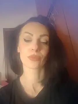 dahlia 82 online show from February 28, 2025, 12:52 pm