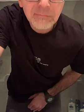 Snapshot of MaxVain chatting on January 21, 2025, 2:43 am MaxVain online show from January 21, 2025, 2:43 am