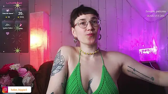FoxRineHelen online show from April 22, 2026, 11:39 pm